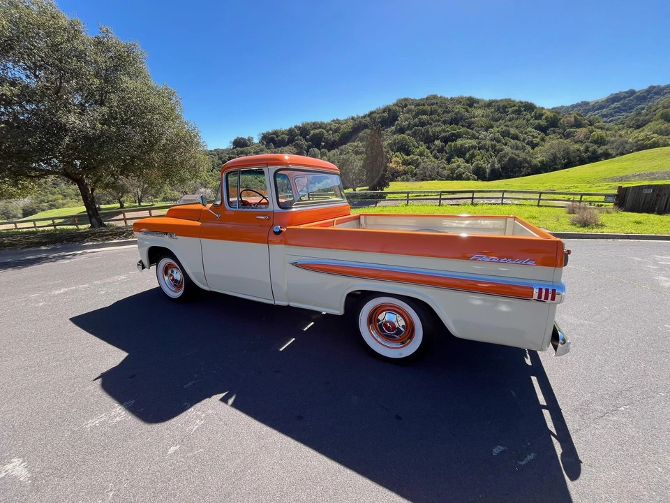 1959 Chevrolet Task Force - Image 5 of 31