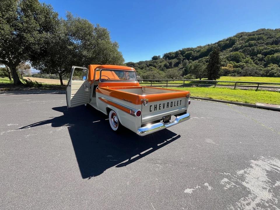 1959 Chevrolet Task Force - Image 18 of 31