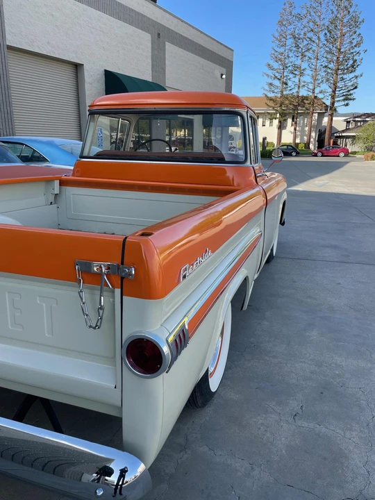 1959 Chevrolet Task Force - Image 22 of 31