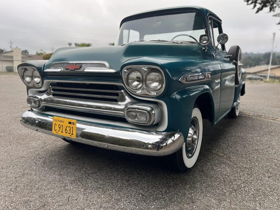 1959 Chevrolet Task Force - Image 4 of 31