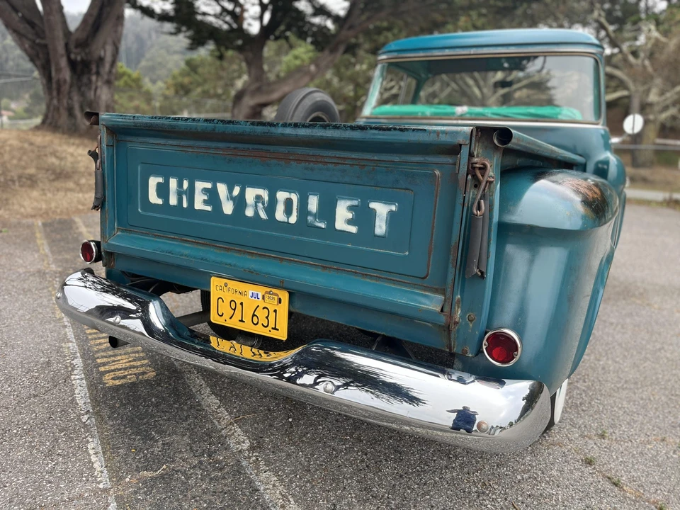 1959 Chevrolet Task Force - Image 11 of 31