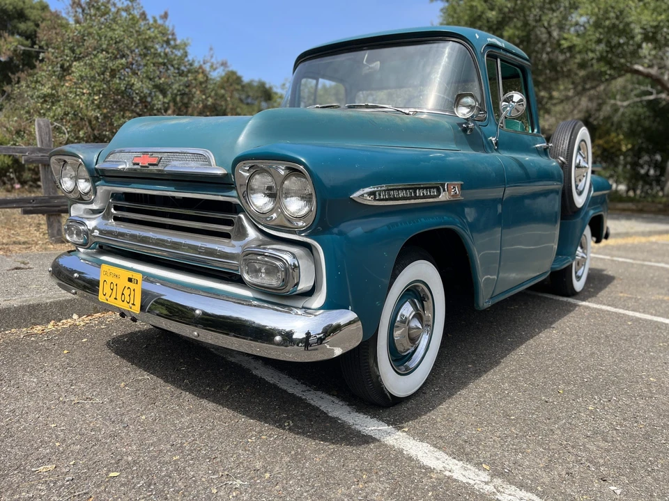 1959 Chevrolet Task Force - Image 18 of 31