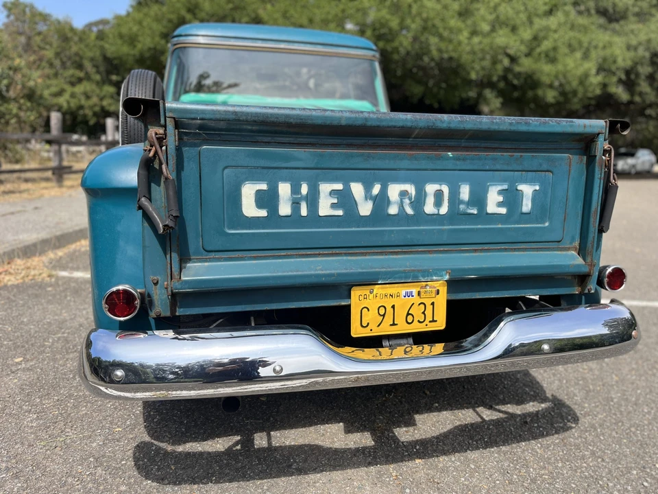 1959 Chevrolet Task Force - Image 25 of 31