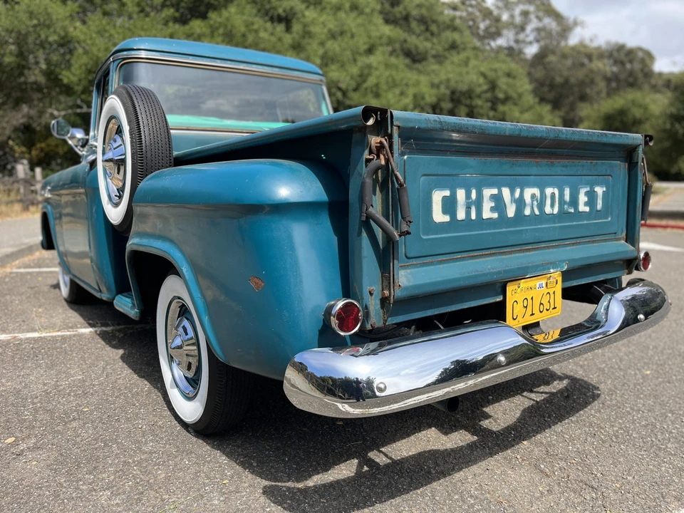 1959 Chevrolet Task Force - Image 23 of 31