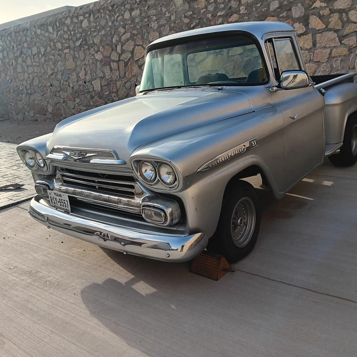 1959 Chevrolet Task Force - Image 10 of 31