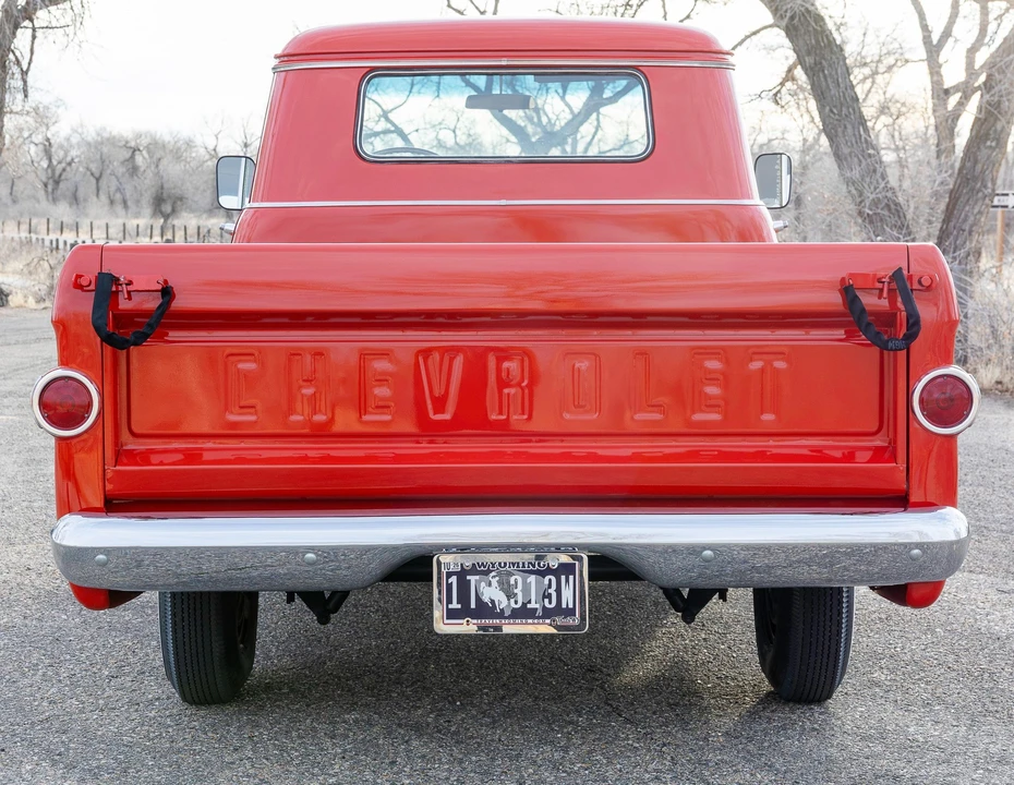 1959 Chevrolet Task Force - Image 11 of 31
