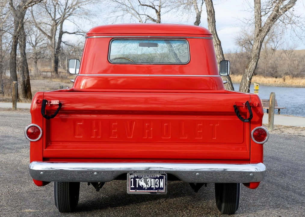 1959 Chevrolet Task Force - Image 10 of 31