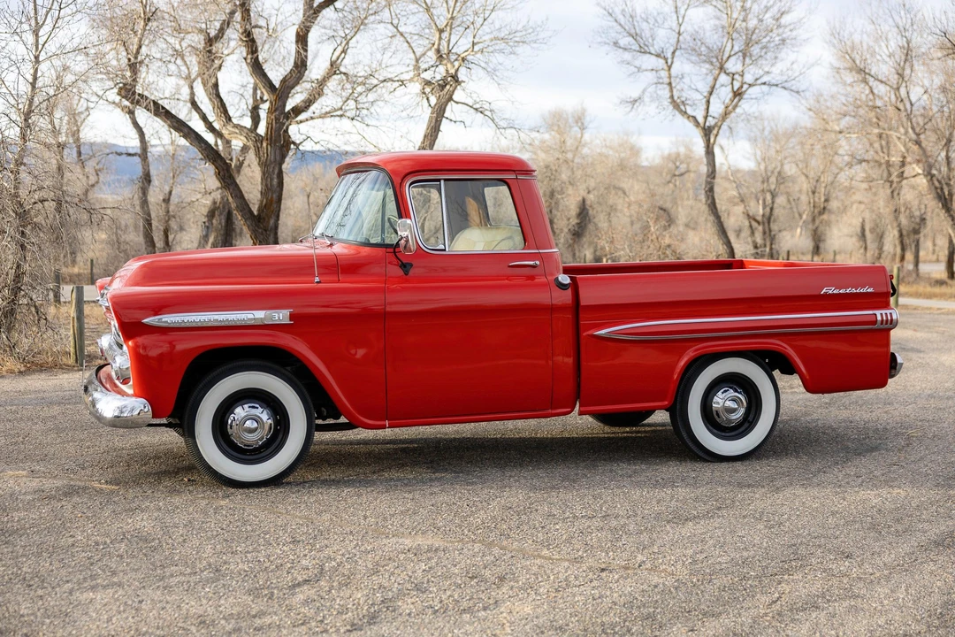 1959 Chevrolet Task Force - Image 15 of 31