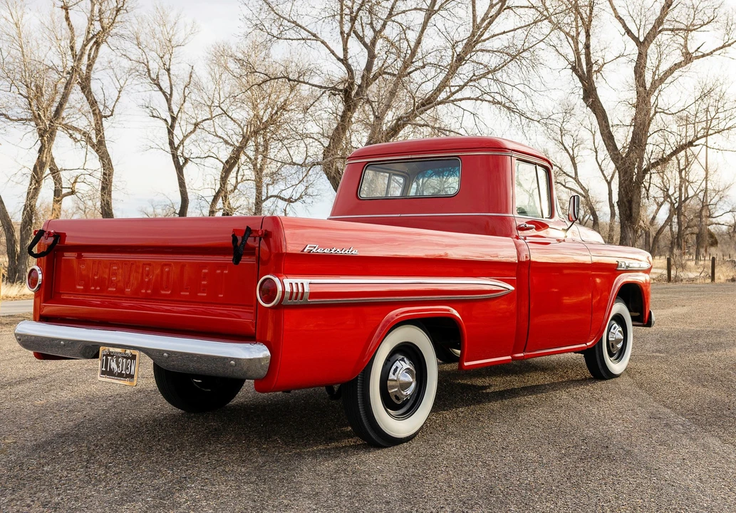 1959 Chevrolet Task Force - Image 9 of 31