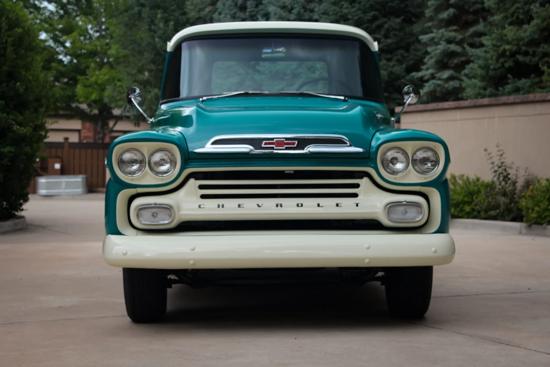 1959 Chevrolet Task Force - Image 8 of 31
