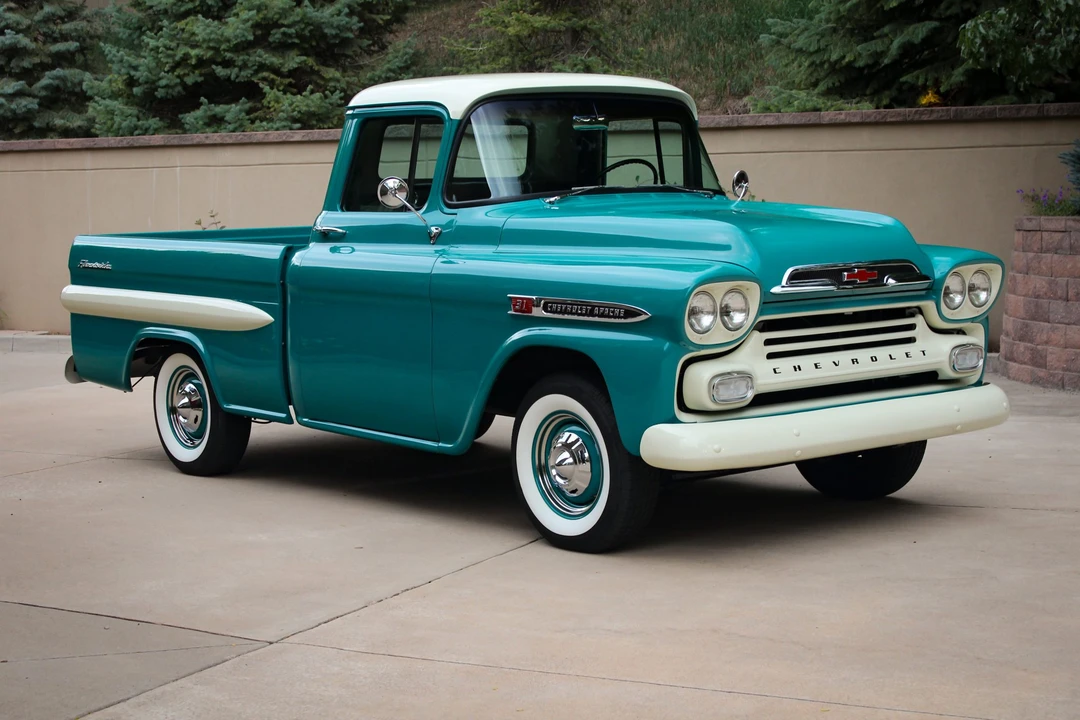 1959 Chevrolet Task Force - Image 9 of 31