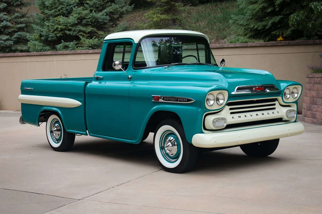 1959 Chevrolet Task Force - Image 10 of 31