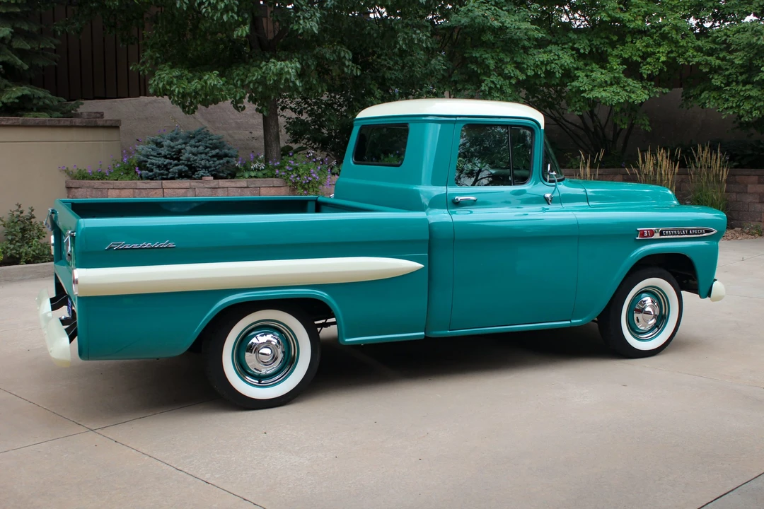 1959 Chevrolet Task Force - Image 11 of 31