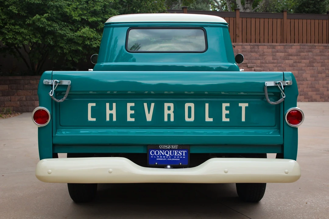 1959 Chevrolet Task Force - Image 15 of 31