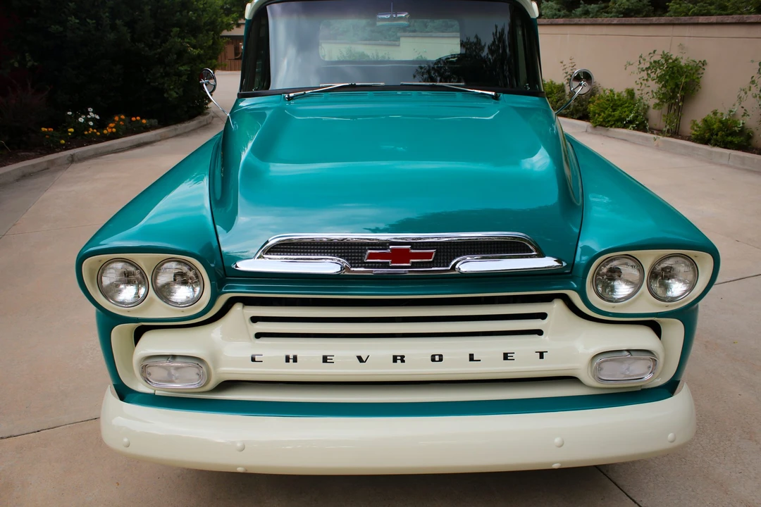 1959 Chevrolet Task Force - Image 30 of 31