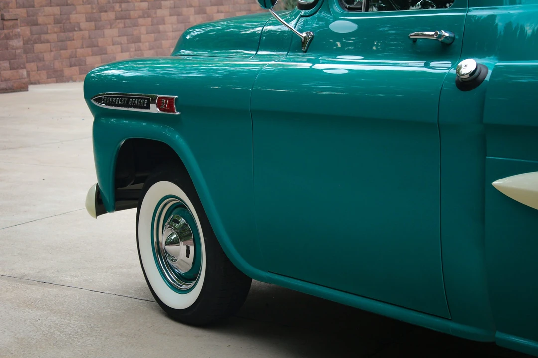 1959 Chevrolet Task Force - Image 24 of 31