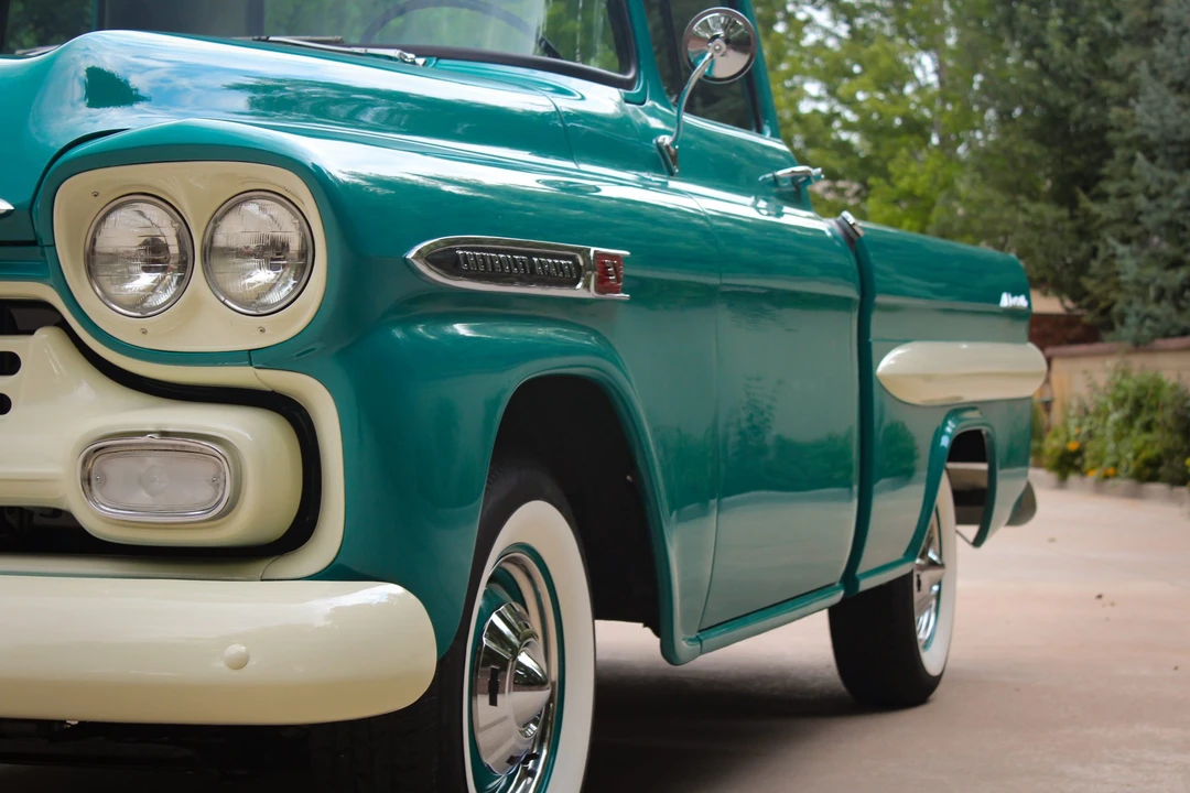 1959 Chevrolet Task Force - Image 26 of 31