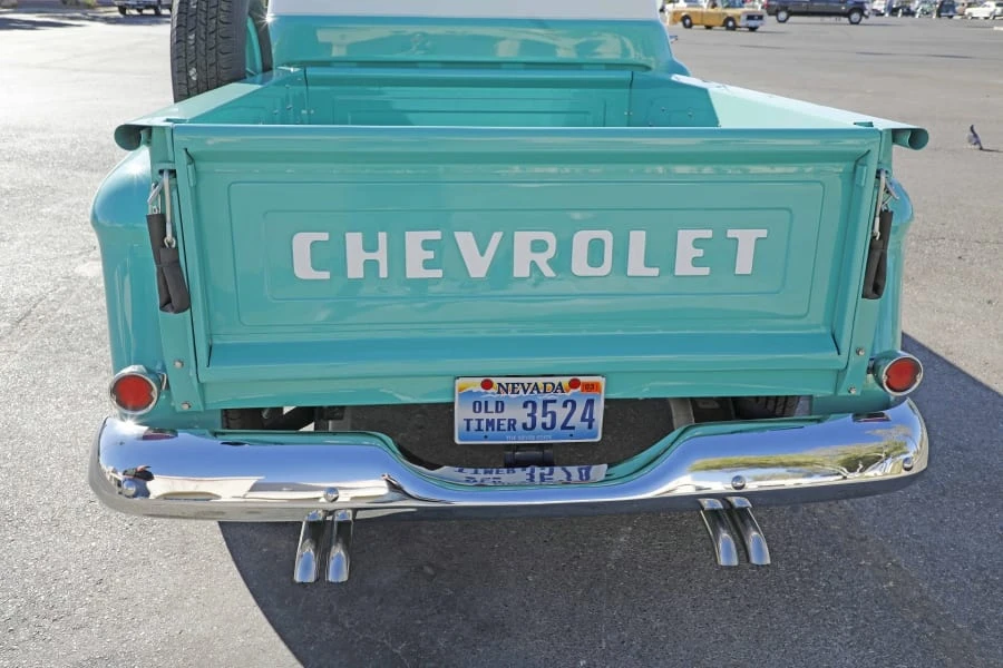 1959 Chevrolet Task Force - Image 7 of 12