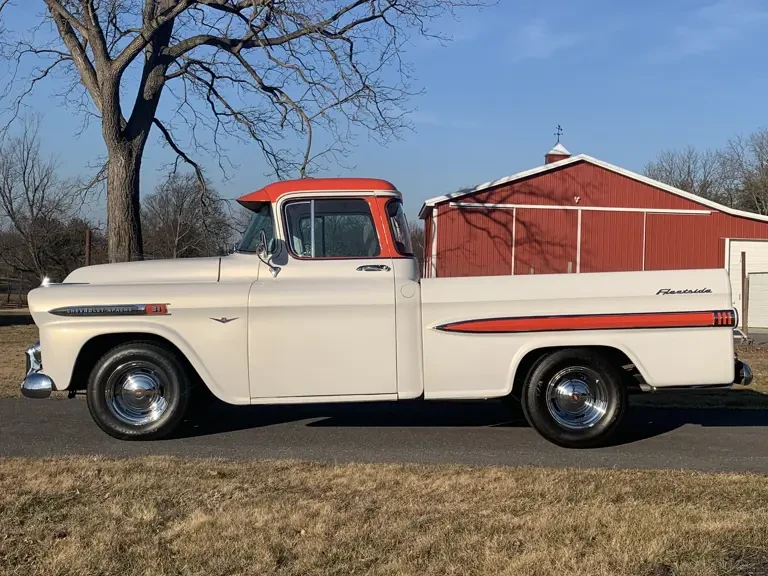 1959 Chevrolet Task Force - Image 12 of 31