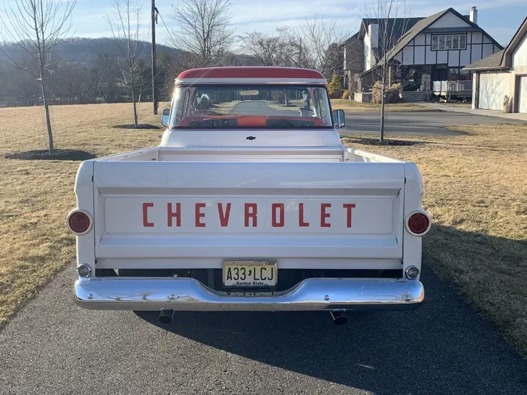 1959 Chevrolet Task Force - Image 25 of 31