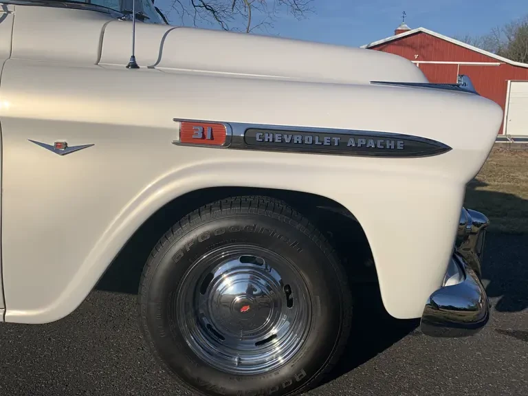 1959 Chevrolet Task Force - Image 7 of 31
