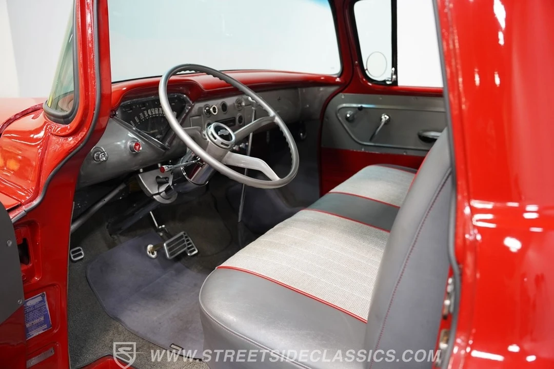 1959 Chevrolet Task Force - Image 5 of 12