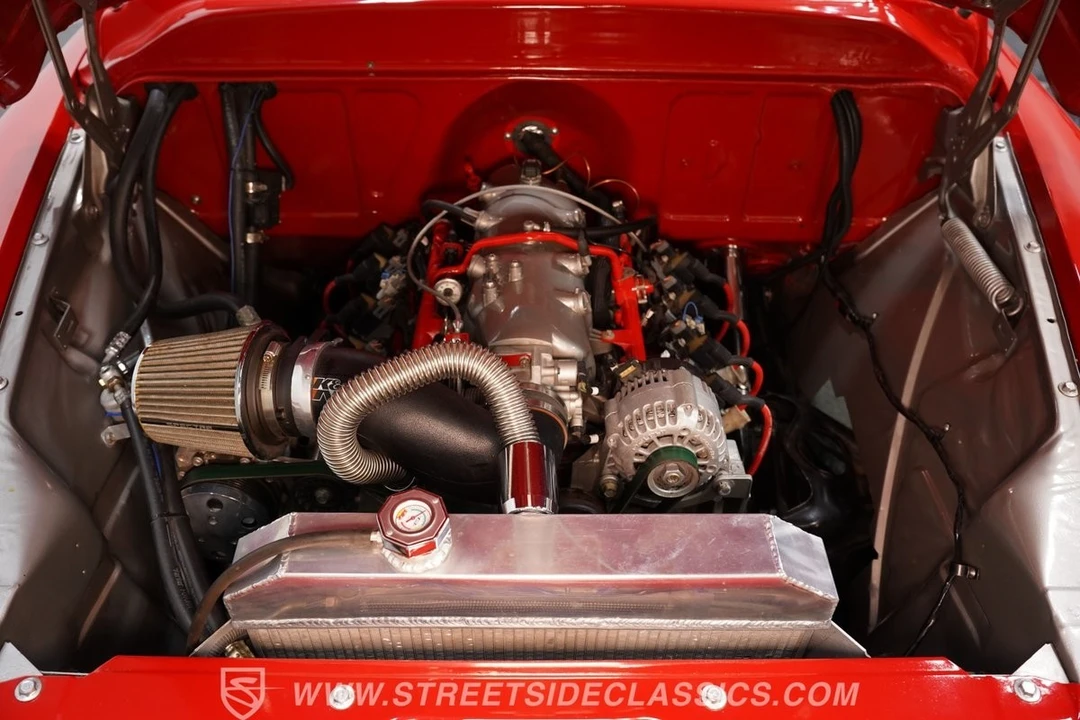 1959 Chevrolet Task Force - Image 4 of 12