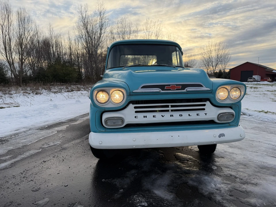 1959 Chevrolet Task Force - Image 12 of 31