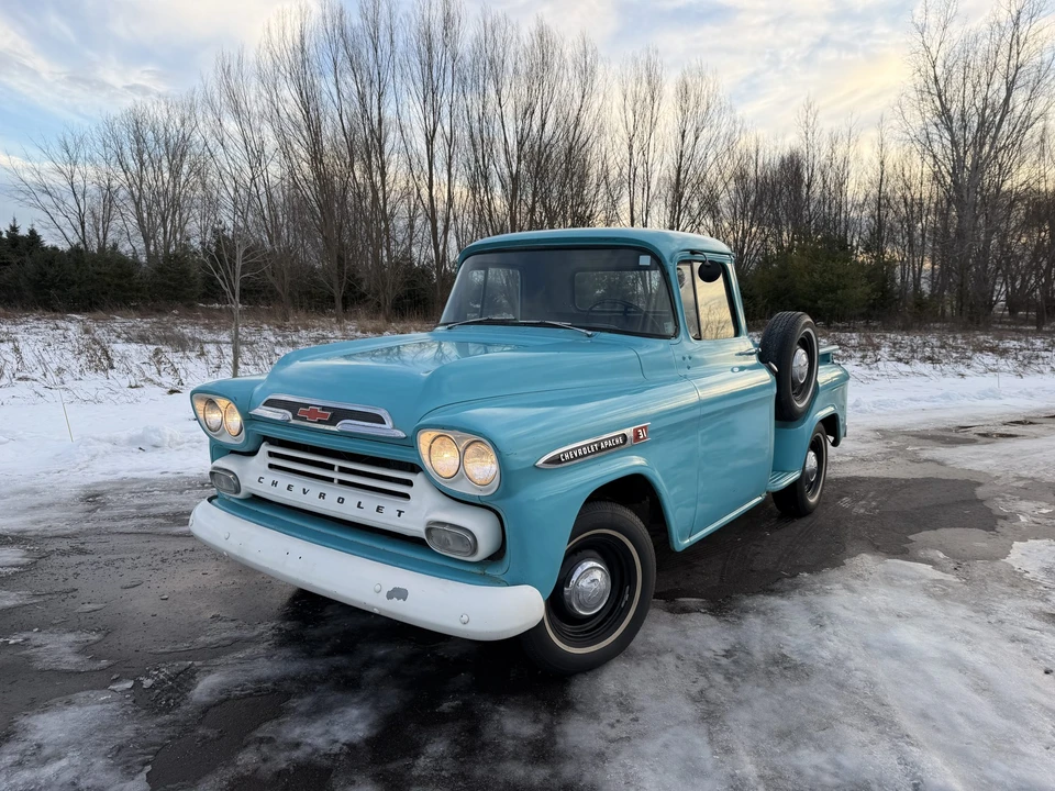 1959 Chevrolet Task Force - Image 7 of 31