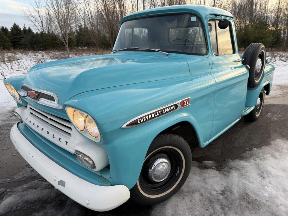 1959 Chevrolet Task Force - Image 9 of 31