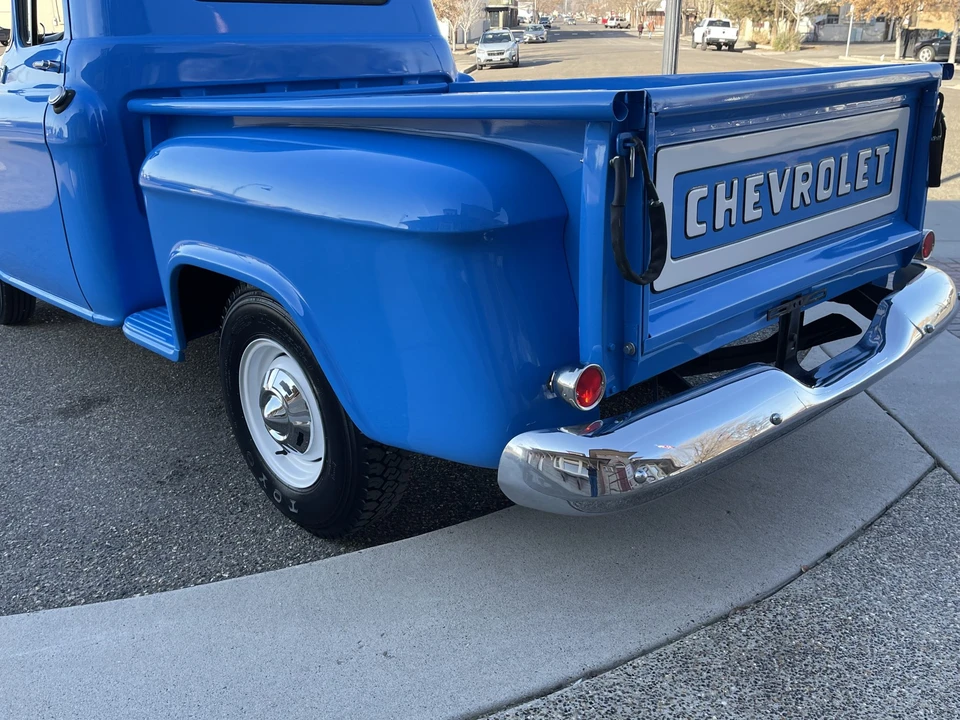 1959 Chevrolet Task Force - Image 30 of 31