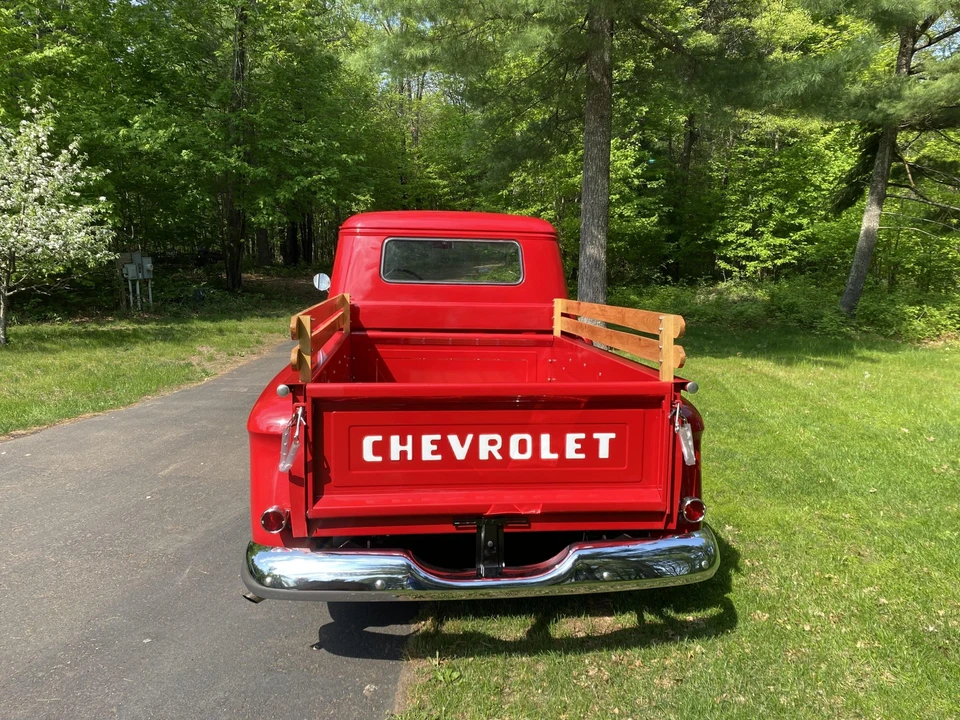 1959 Chevrolet Task Force - Image 14 of 31
