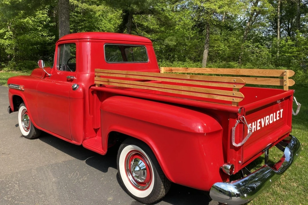 1959 Chevrolet Task Force - Image 11 of 31
