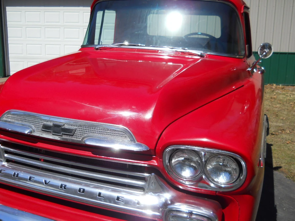 1959 Chevrolet Task Force - Image 29 of 31