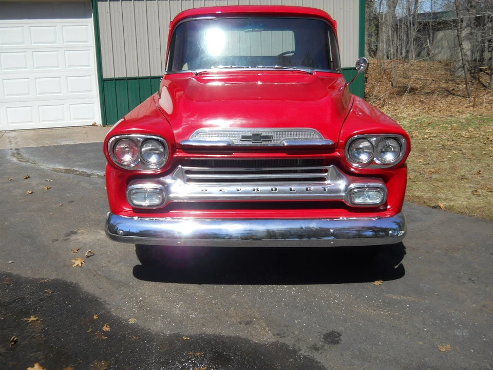 1959 Chevrolet Task Force - Image 19 of 31