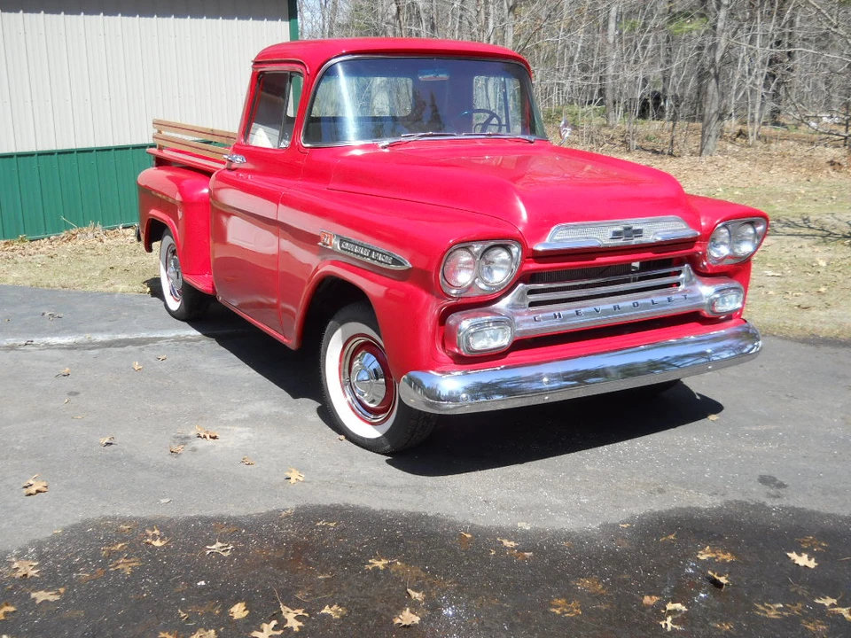 1959 Chevrolet Task Force - Image 18 of 31