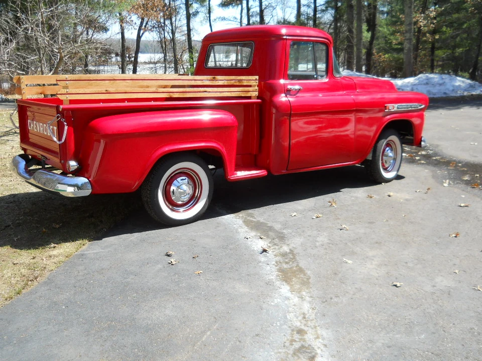 1959 Chevrolet Task Force - Image 16 of 31