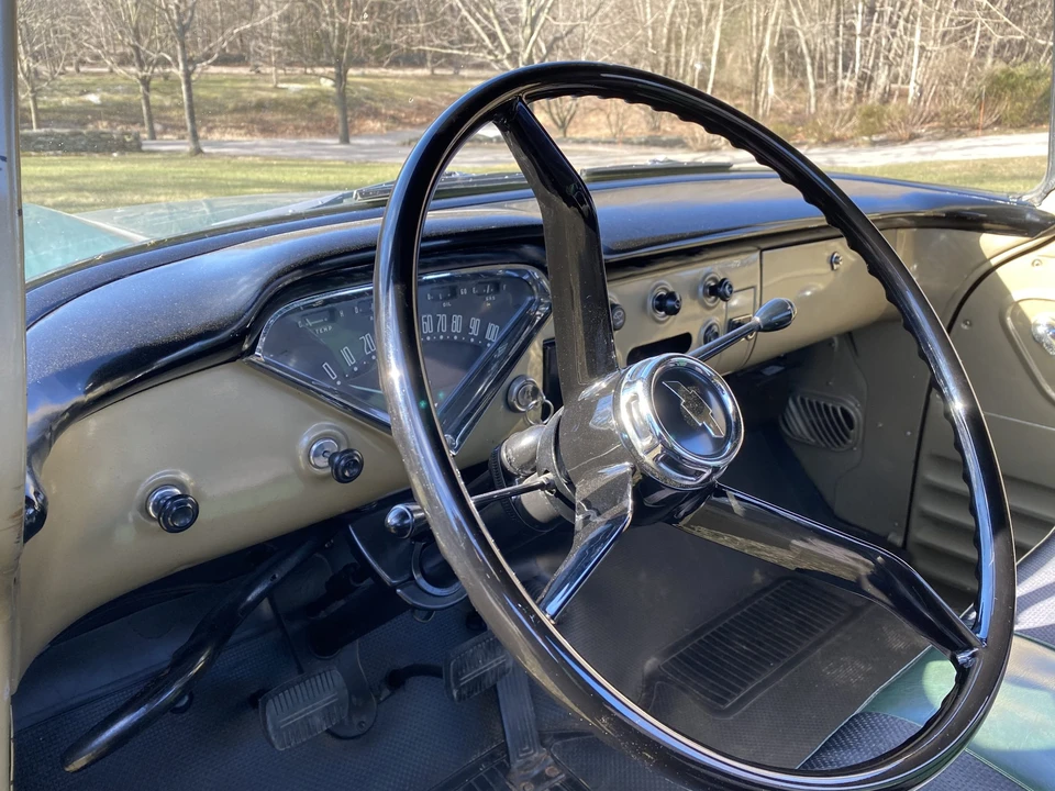 1959 Chevrolet Task Force - Image 25 of 31