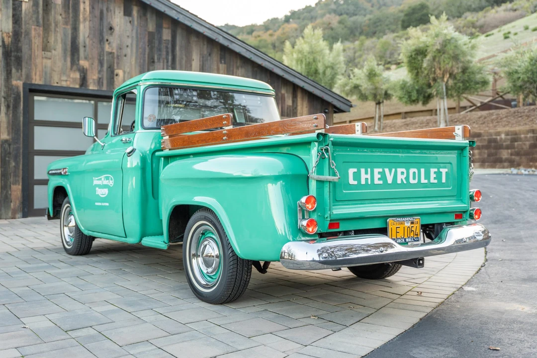 1959 Chevrolet Task Force - Image 5 of 31