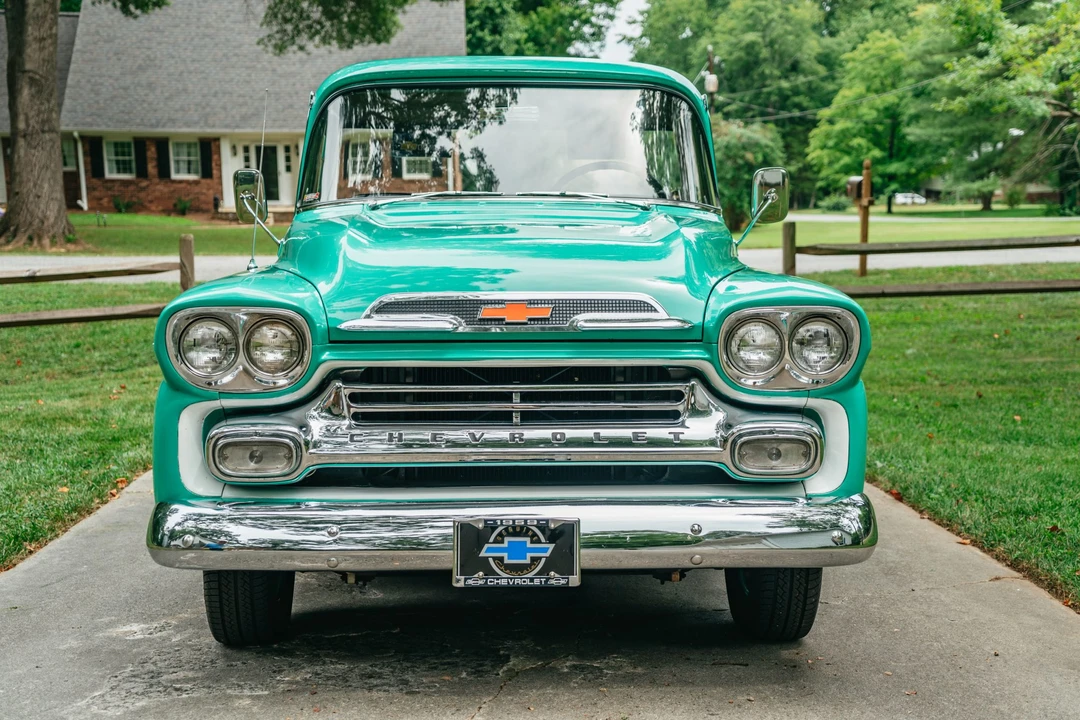 1959 Chevrolet Task Force - Image 9 of 31