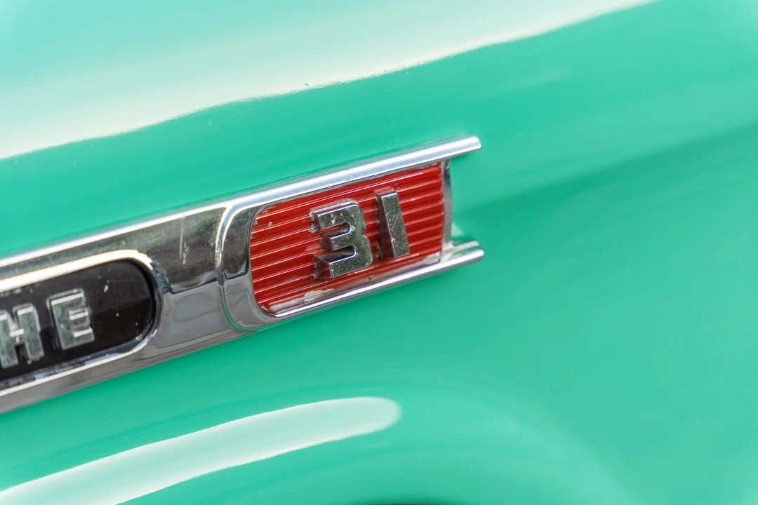 1959 Chevrolet Task Force - Image 22 of 31