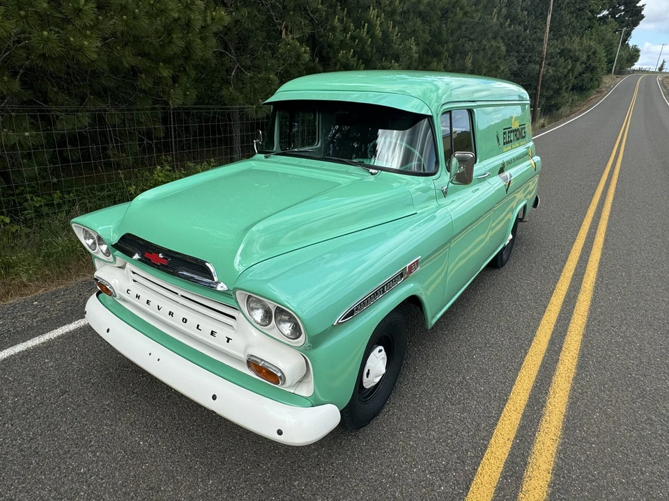 1959 Chevrolet Task Force - Image 5 of 31