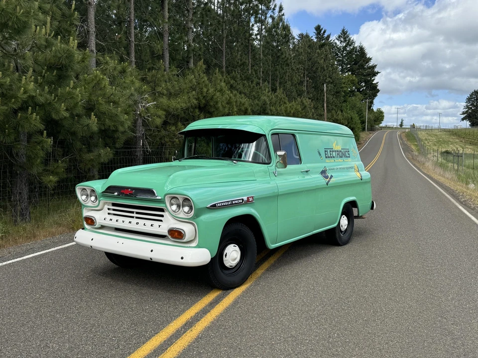 1959 Chevrolet Task Force - Image 6 of 31