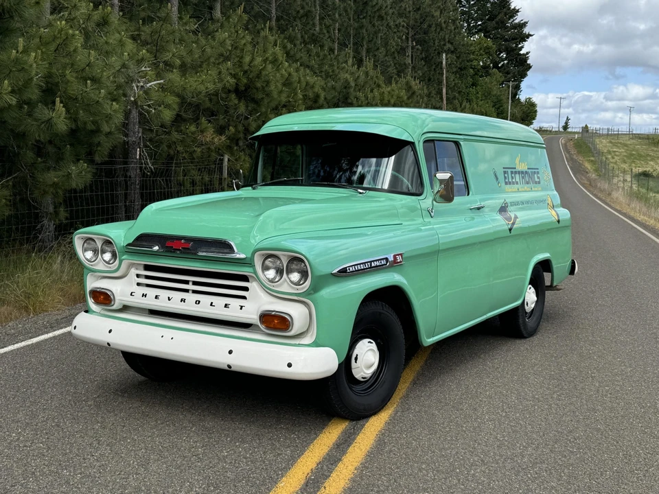1959 Chevrolet Task Force - Image 4 of 31