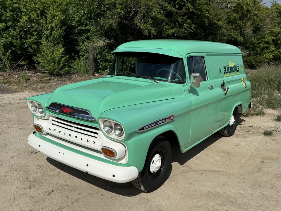 1959 Chevrolet Task Force - Image 29 of 31