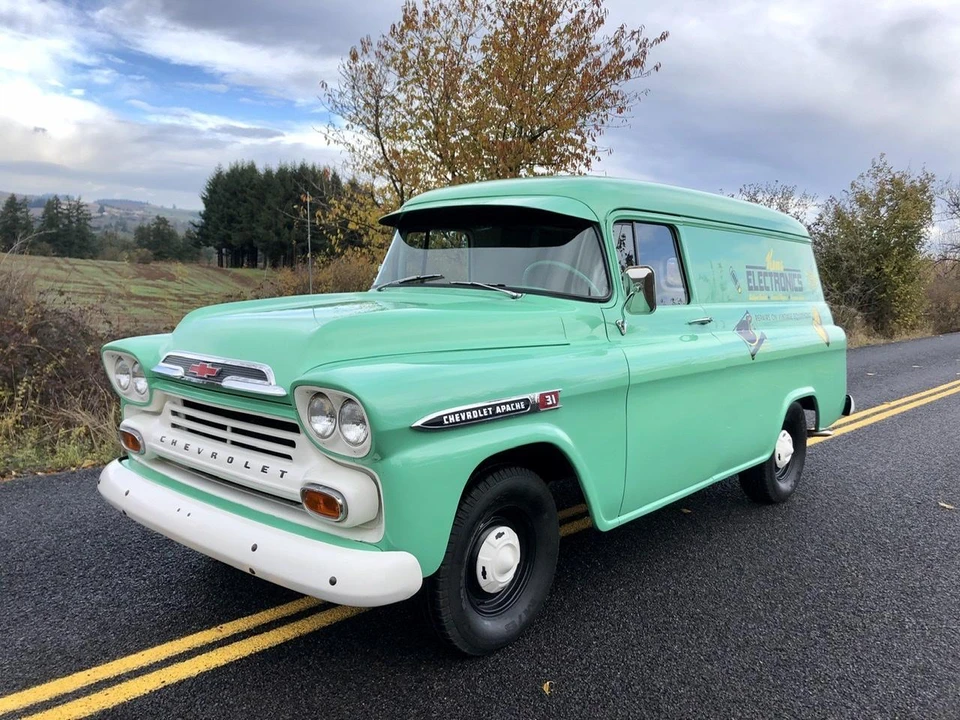 1959 Chevrolet Task Force - Image 4 of 31