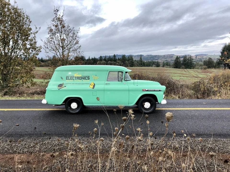 1959 Chevrolet Task Force - Image 17 of 31