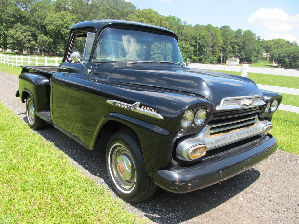 1959 Chevrolet Task Force - Image 4 of 31
