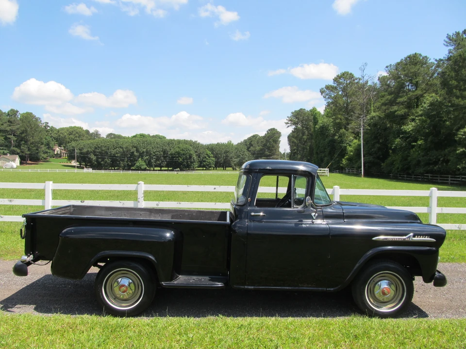 1959 Chevrolet Task Force - Image 7 of 31