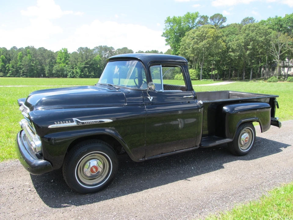 1959 Chevrolet Task Force - Image 14 of 31